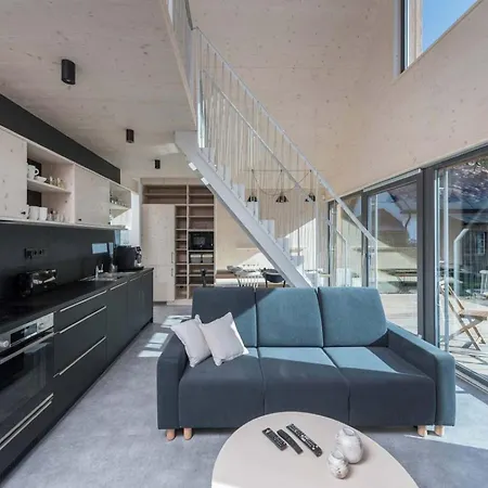 In Bed Ichov Near Slopes *